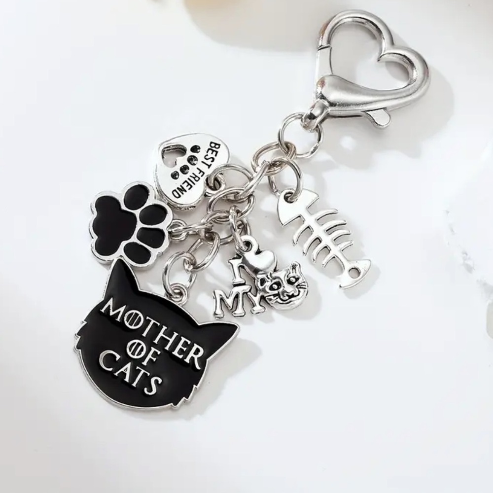Mother of Cats Hearted Clasp Keychain-NEW - Picture 4 of 4